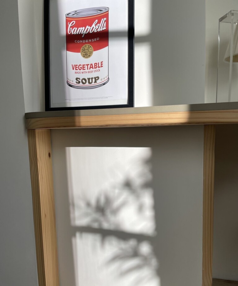 Détail du bureau-bibliothèque sur-mesure à Lyon 7